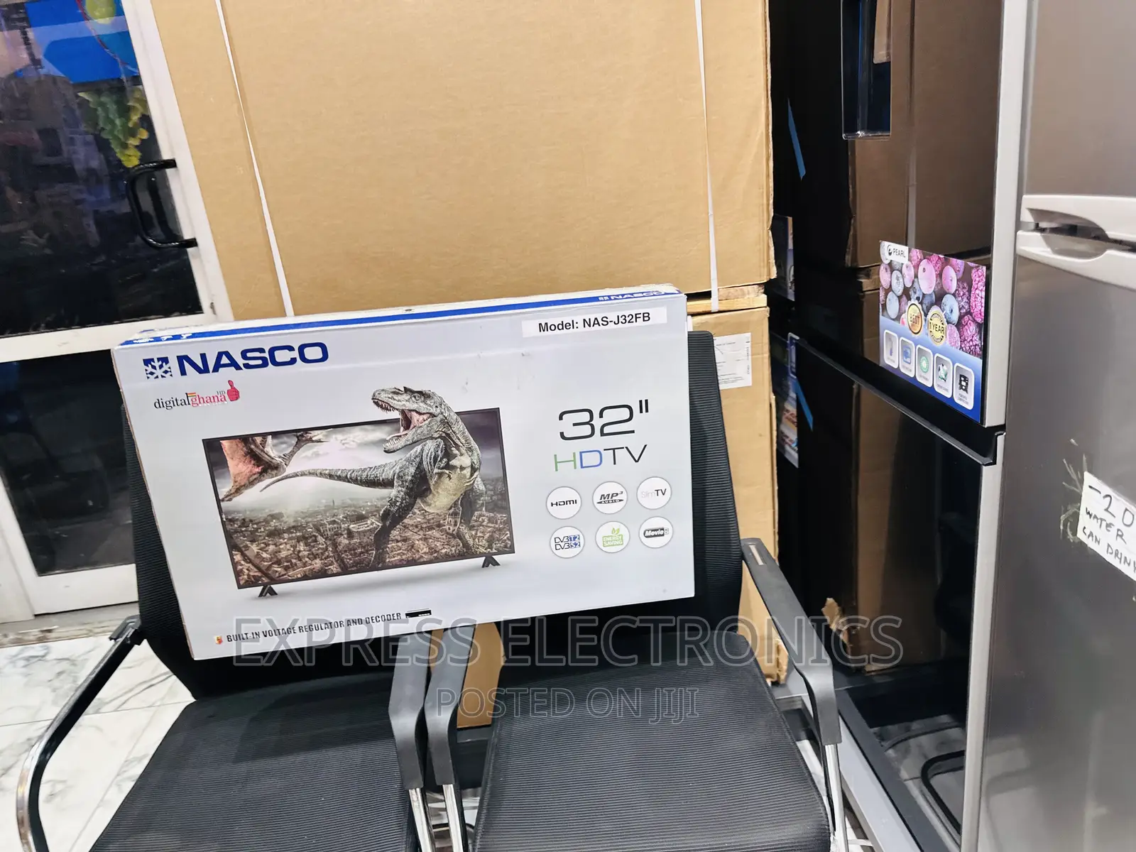 Intimate Entertainment FHD Satellite Nasco 32”