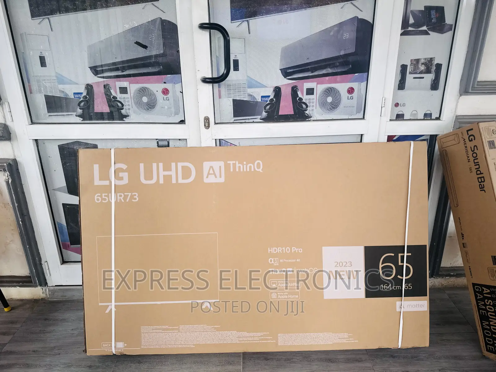 Window to Entertainment UHD Smart Lg 65”UR730