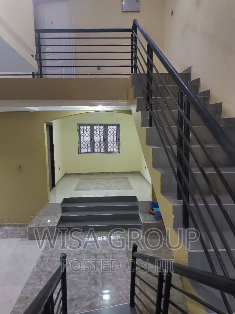 6bdrm Duplex in Wisa Groups, Accra Metropolitan for sale