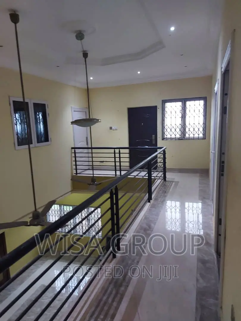 6bdrm Duplex in Wisa Groups, Accra Metropolitan for sale