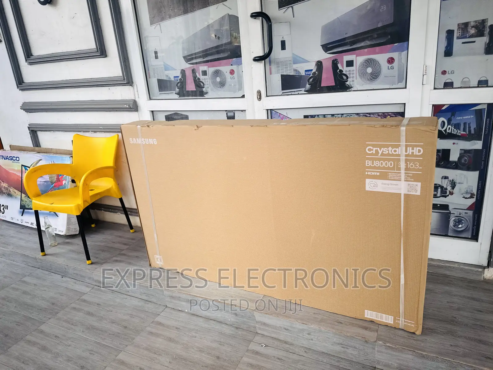 True to Lift Samsung UHD Smart 65”Bu8000 Tv 