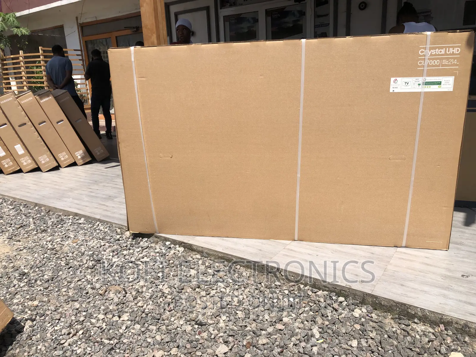 Improved Clarity Samsung - 85” Class CU7000 Crystal UHD