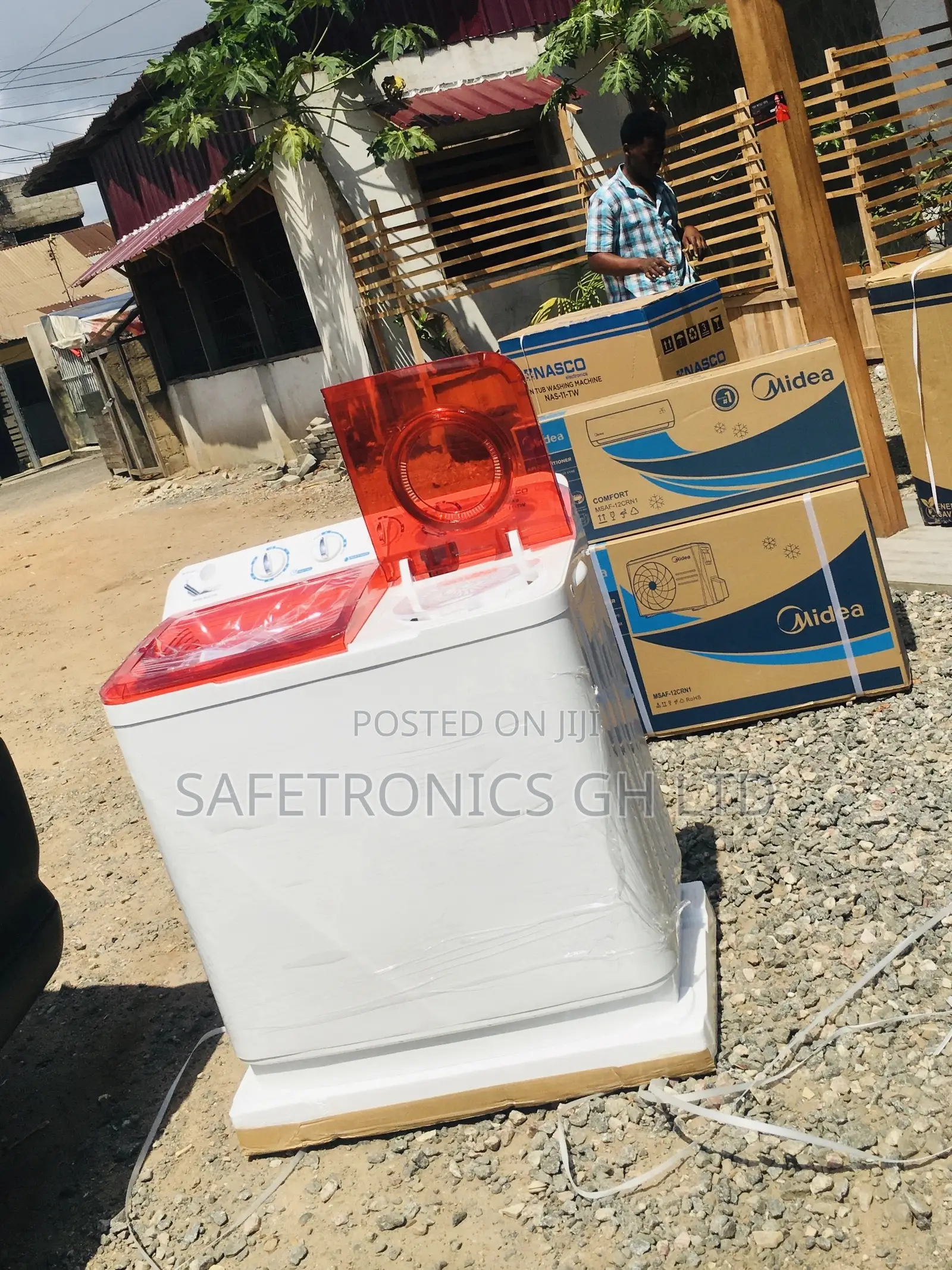 Semiautomatic Nasco 11kg Red/White Washingmachine Topload