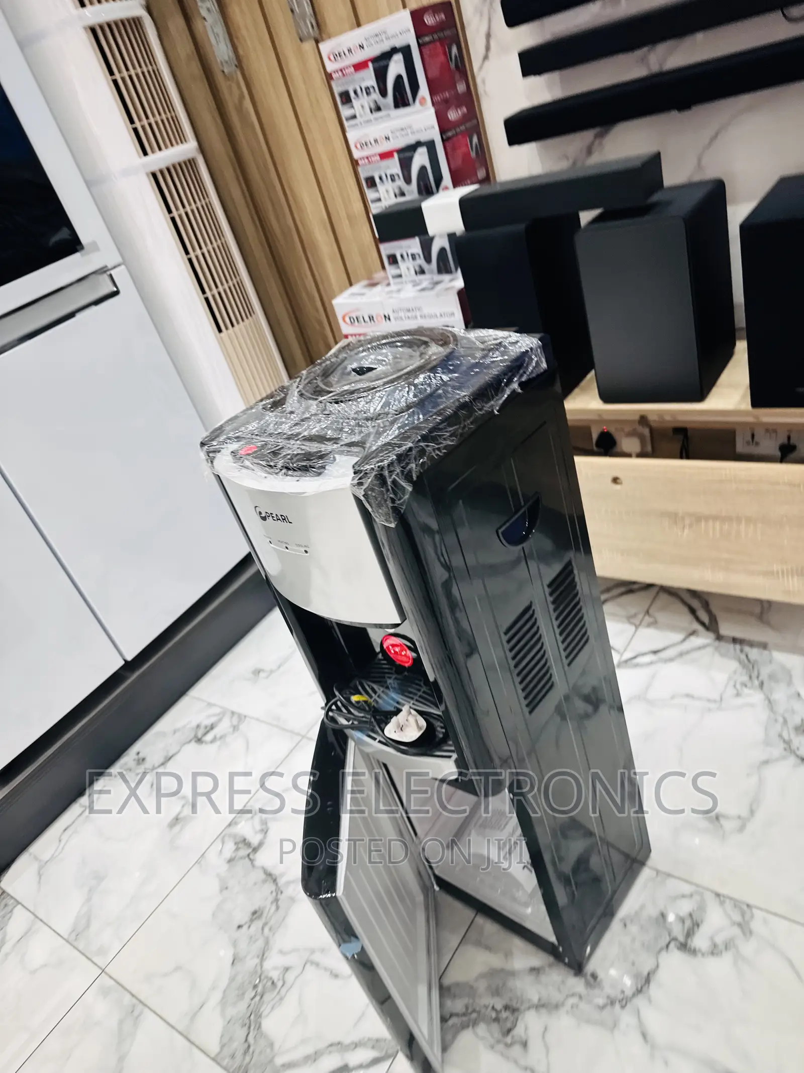 Pearl Water Dispenser With Fridge PWD-2008 Black.