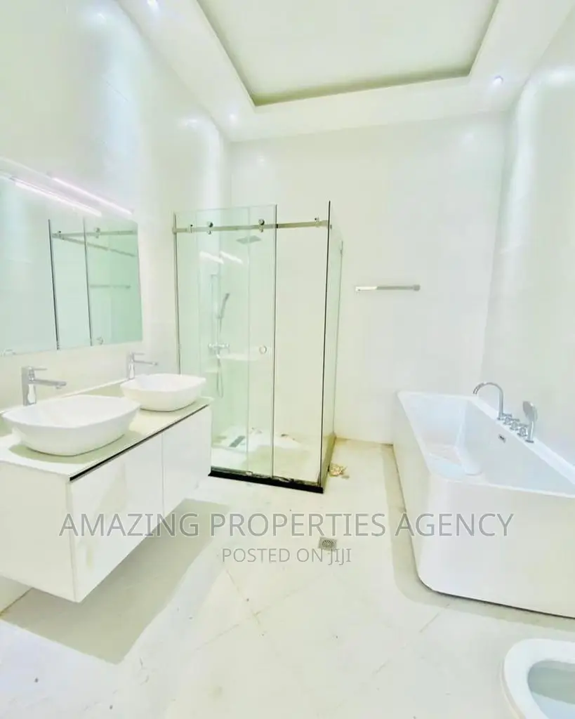 4bdrm House in Spintex for sale