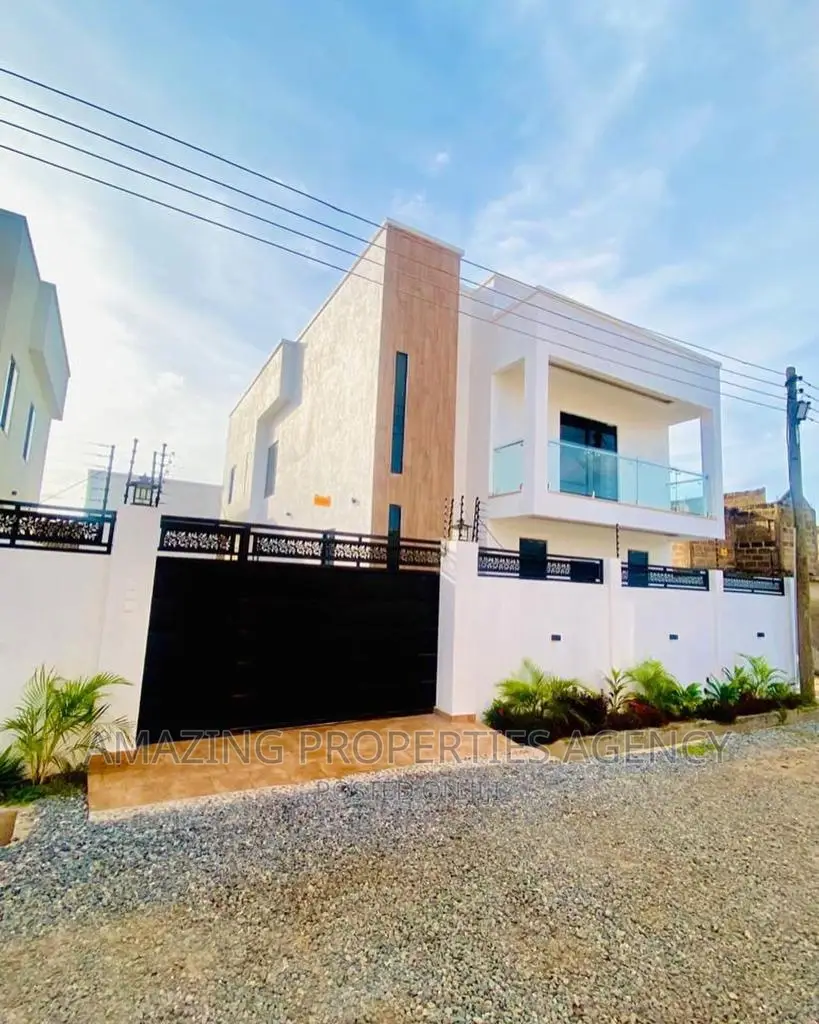 4bdrm House in Spintex for sale