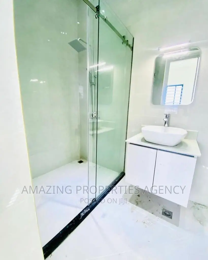 4bdrm House in Spintex for sale