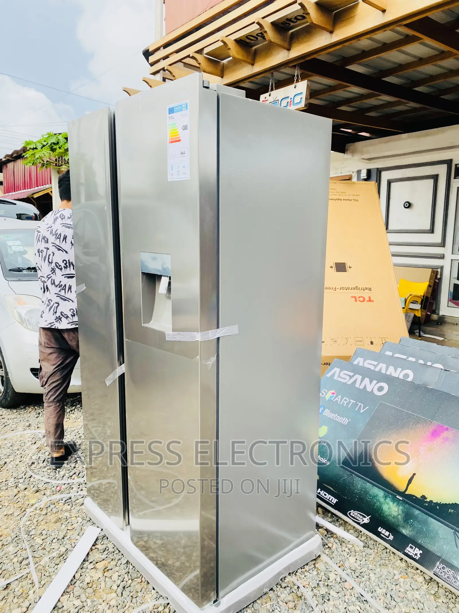 Quality Sleek TCL P520 SBN Fridge Side by Side Grey