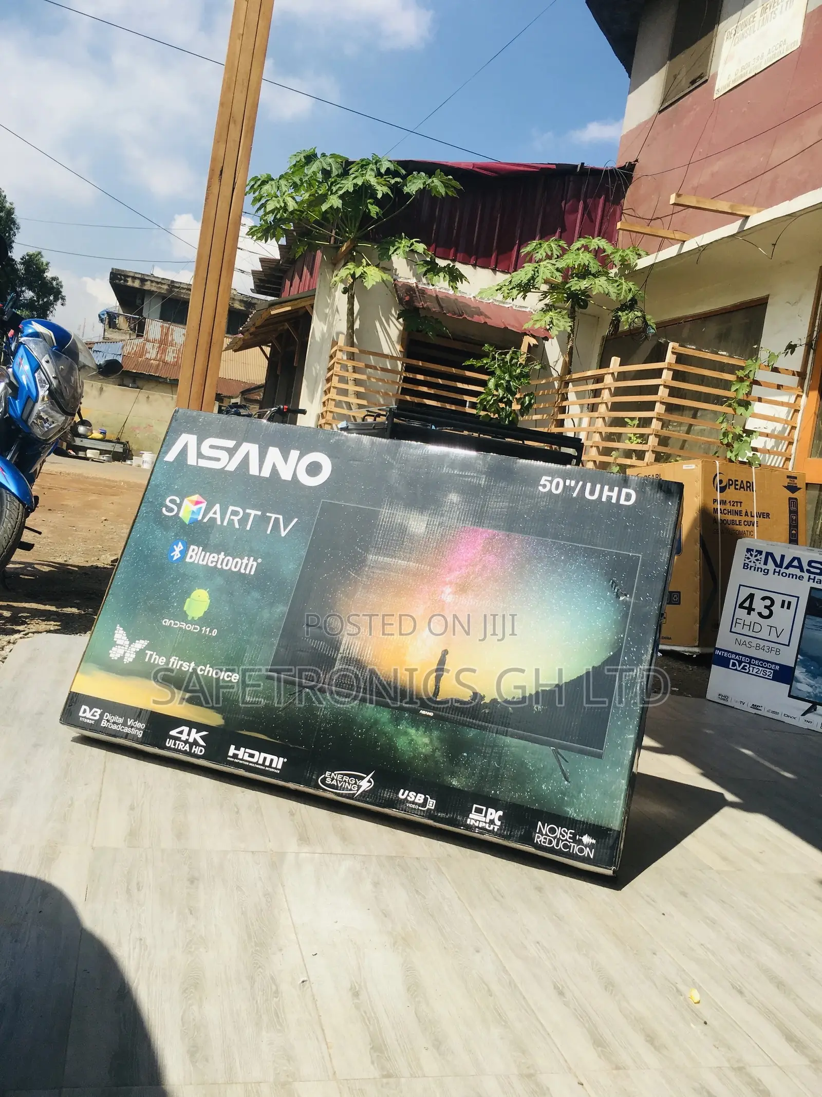 Asano 50 Inches Glossy LED UHD Smart Black Electric Tv