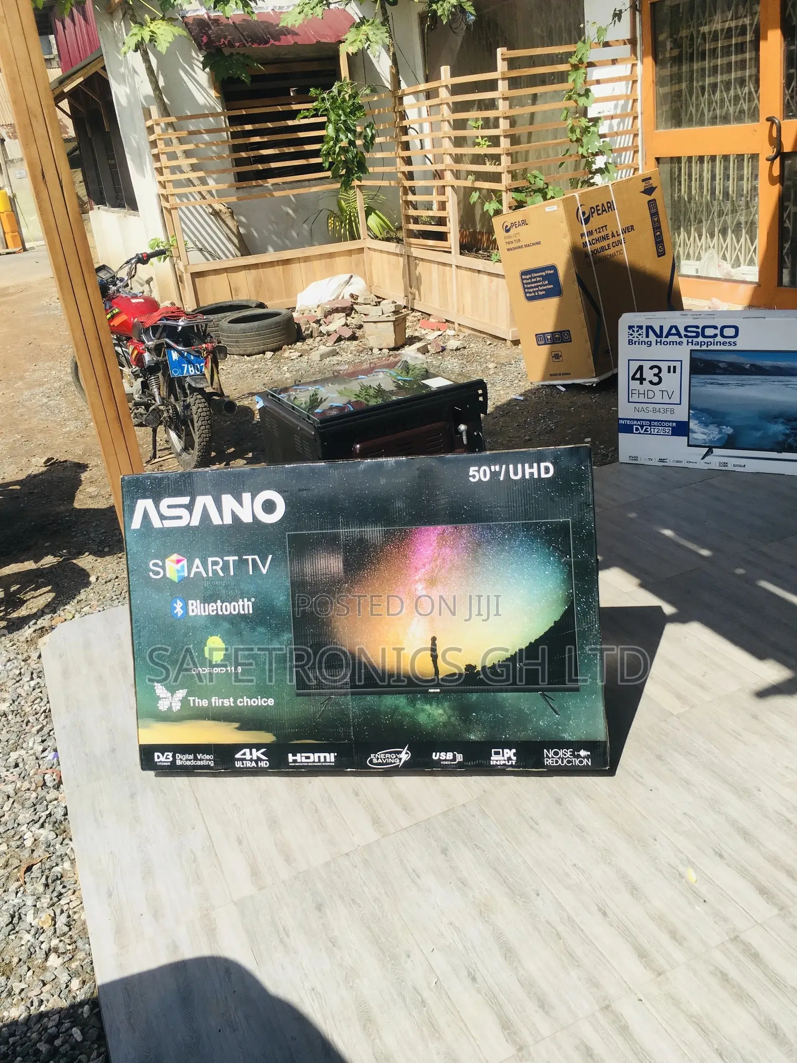 Asano 50 Inches Glossy LED UHD Smart Black Electric Tv
