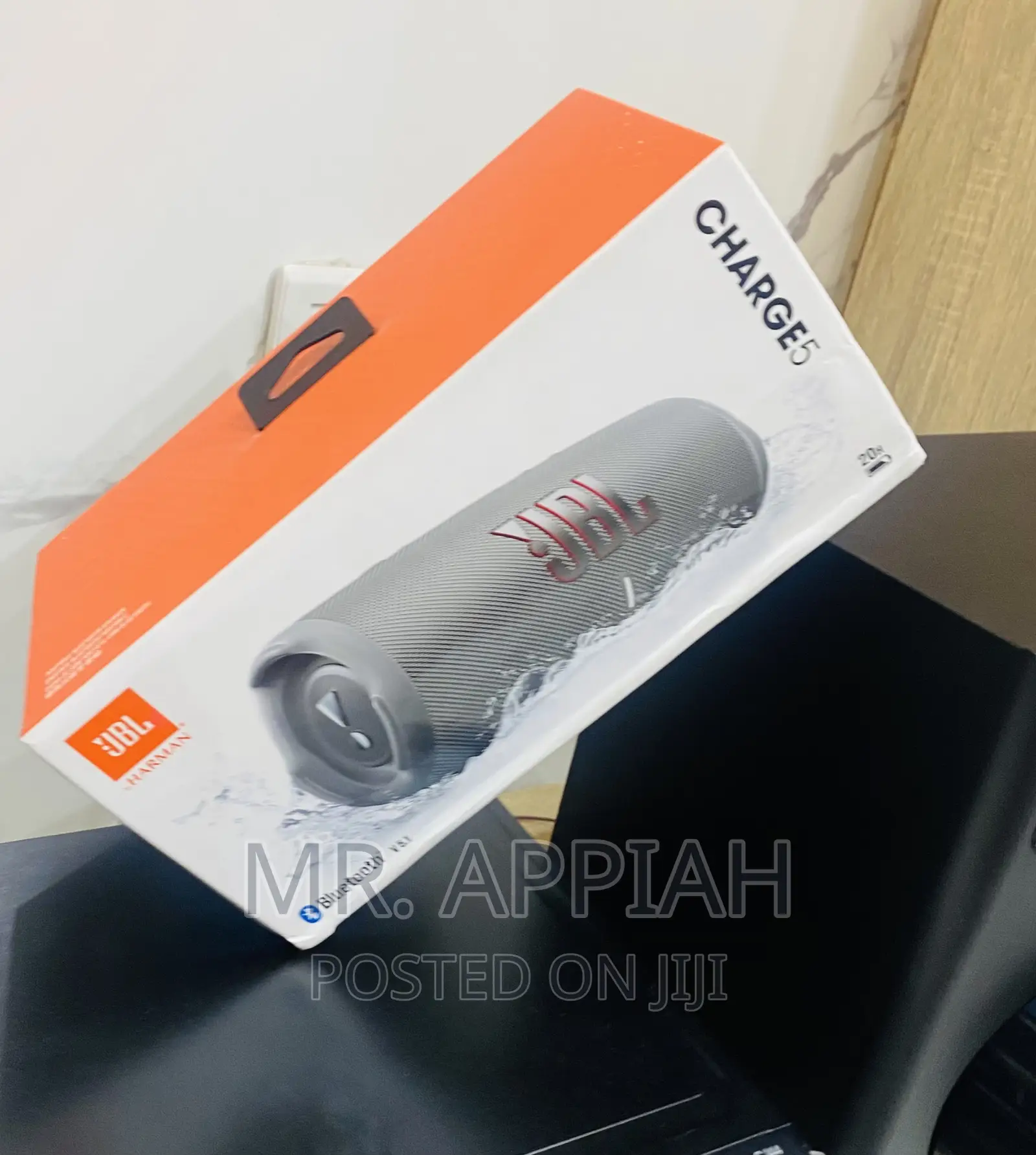 Budget-Friendly JBL Charge 5 Bluetooth Speaker(Gray)