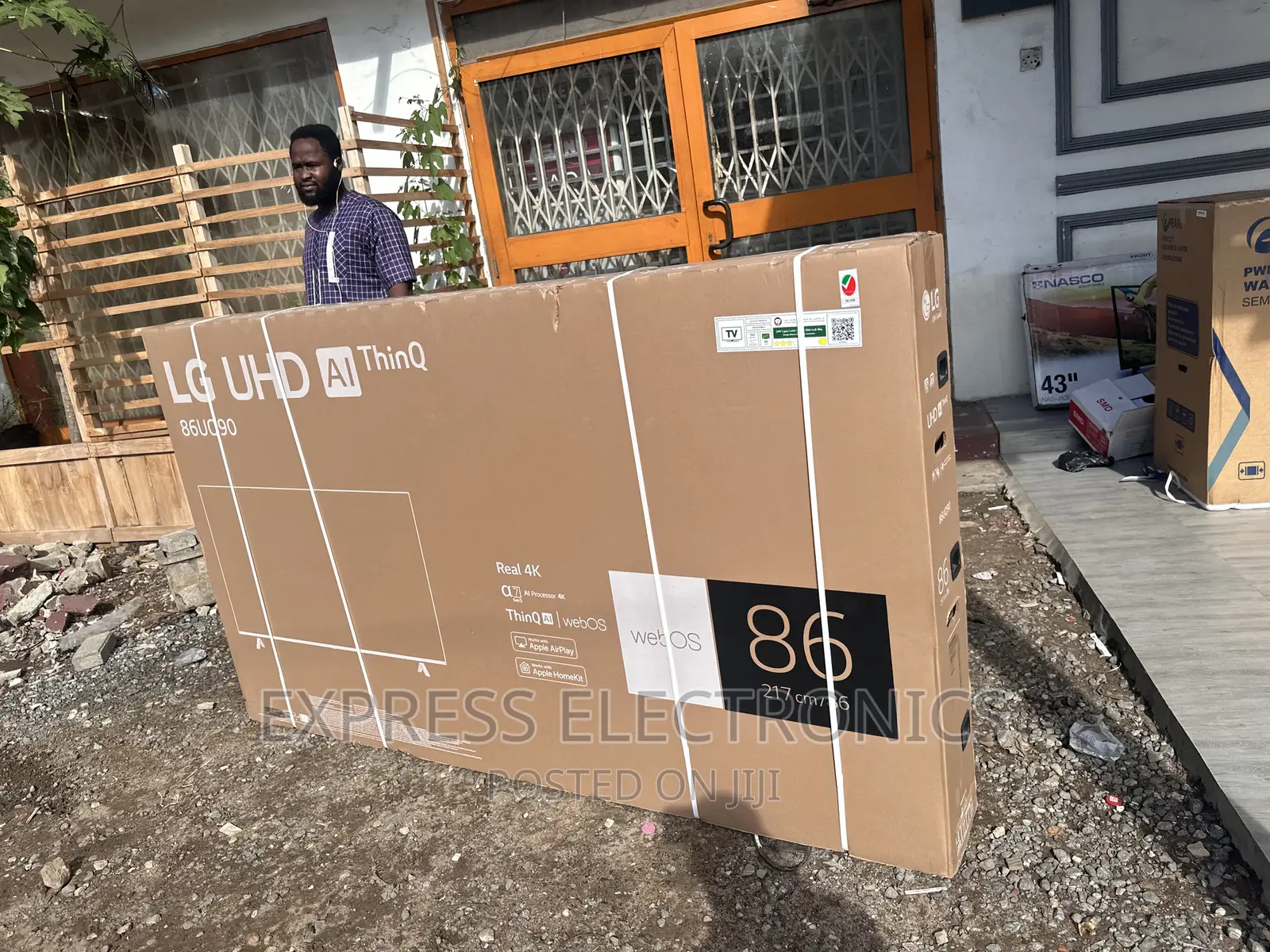 Gaming Experience UHD Smart LG TV 86”UQ90