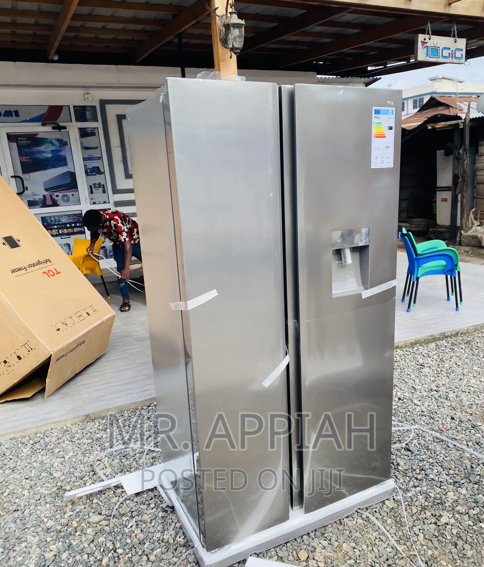 Latest and Affordable TclP520 SBN Side by Side Fridge(607L)