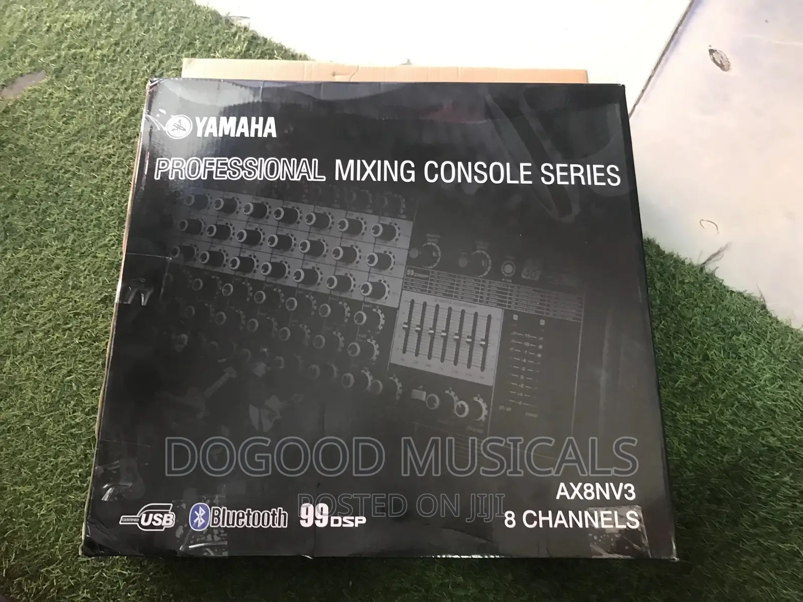 YAMAHA AX8NV3 8channel Mixer