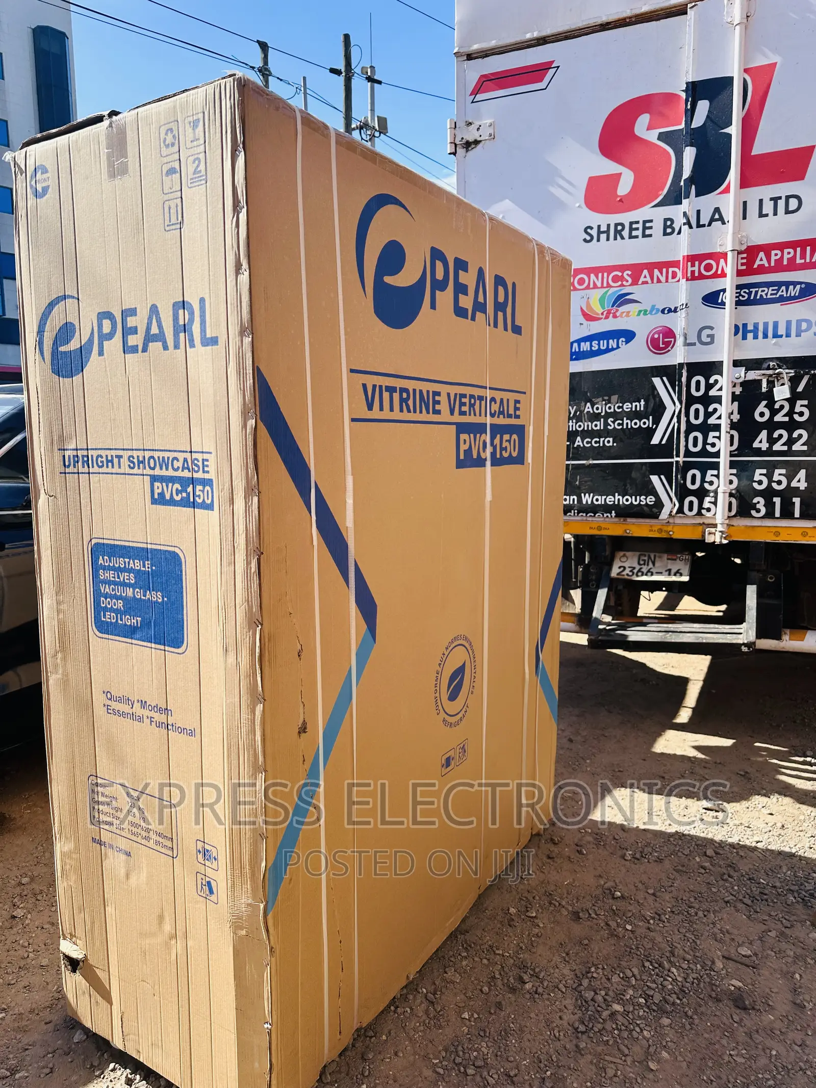 Glass Tempered 3doors Display Fridge Pearl PVC-150 950L