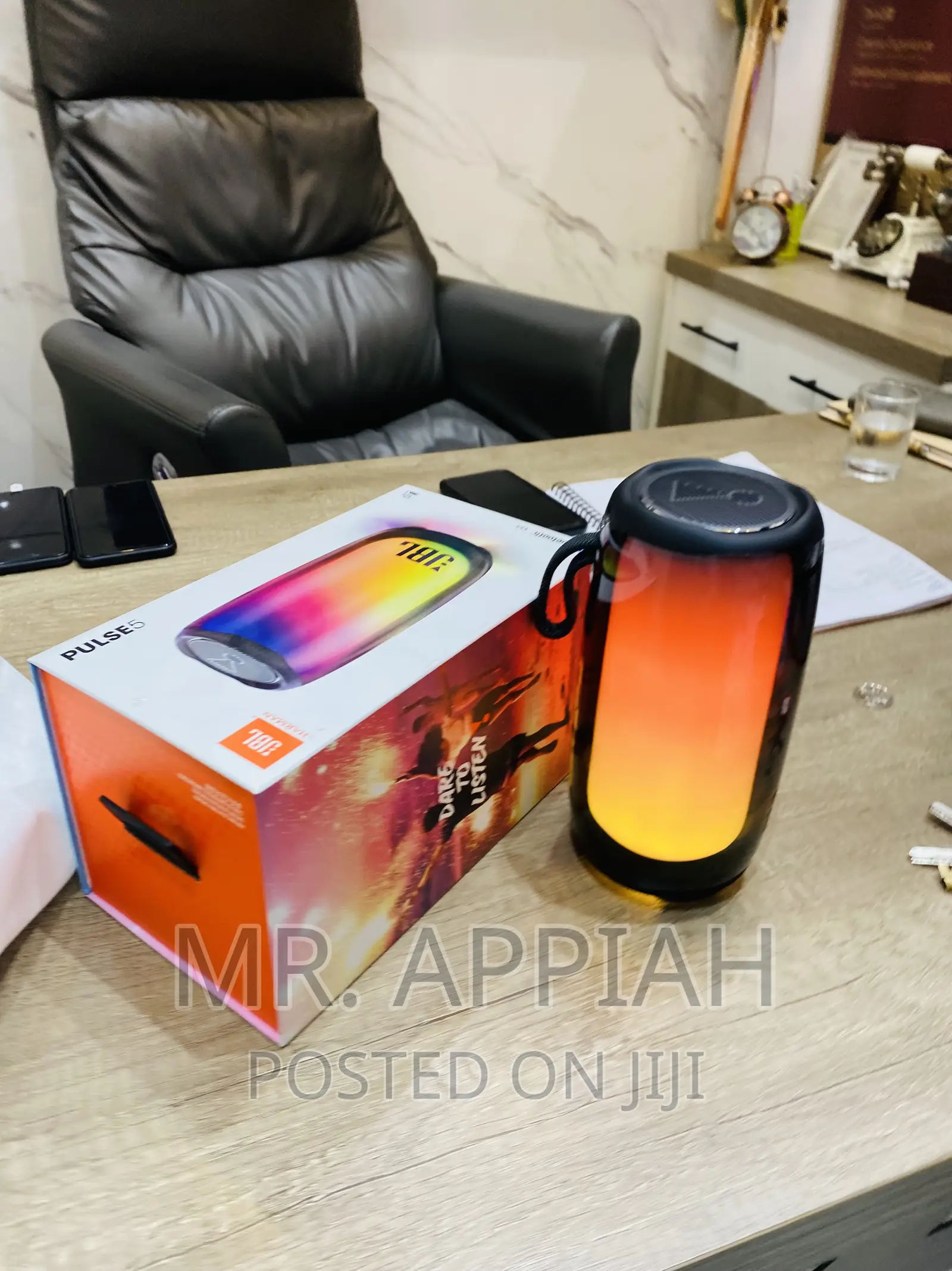 Brand New JBL Pulse 5 Bluetooth Rechargeable Speaker.