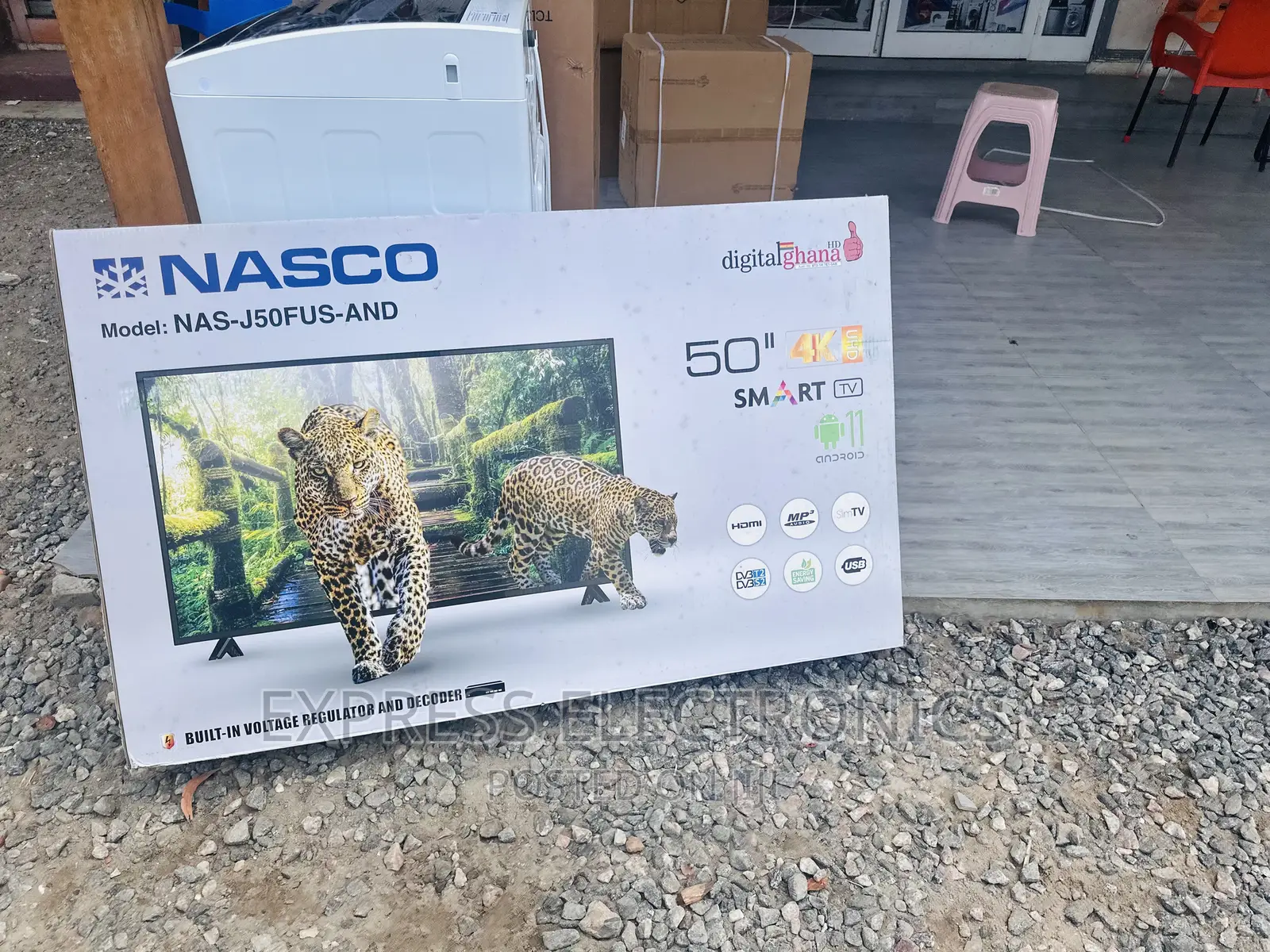Intelligent Design Display UHD Smart Glossy 50”Nasco