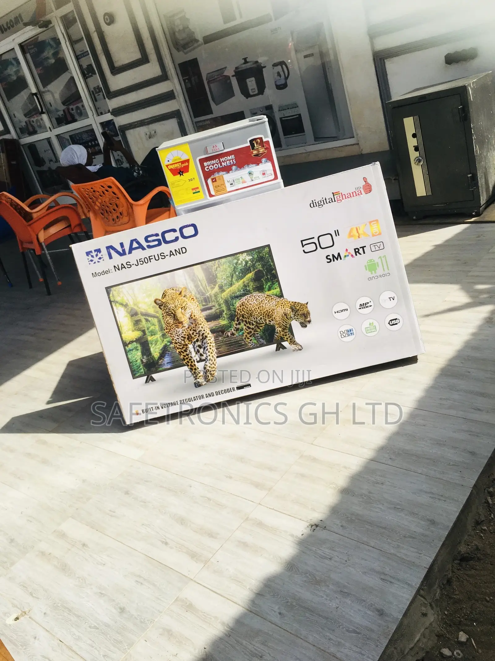 Nasco 50 Inches Glossy Smart Black UHD LED Tv