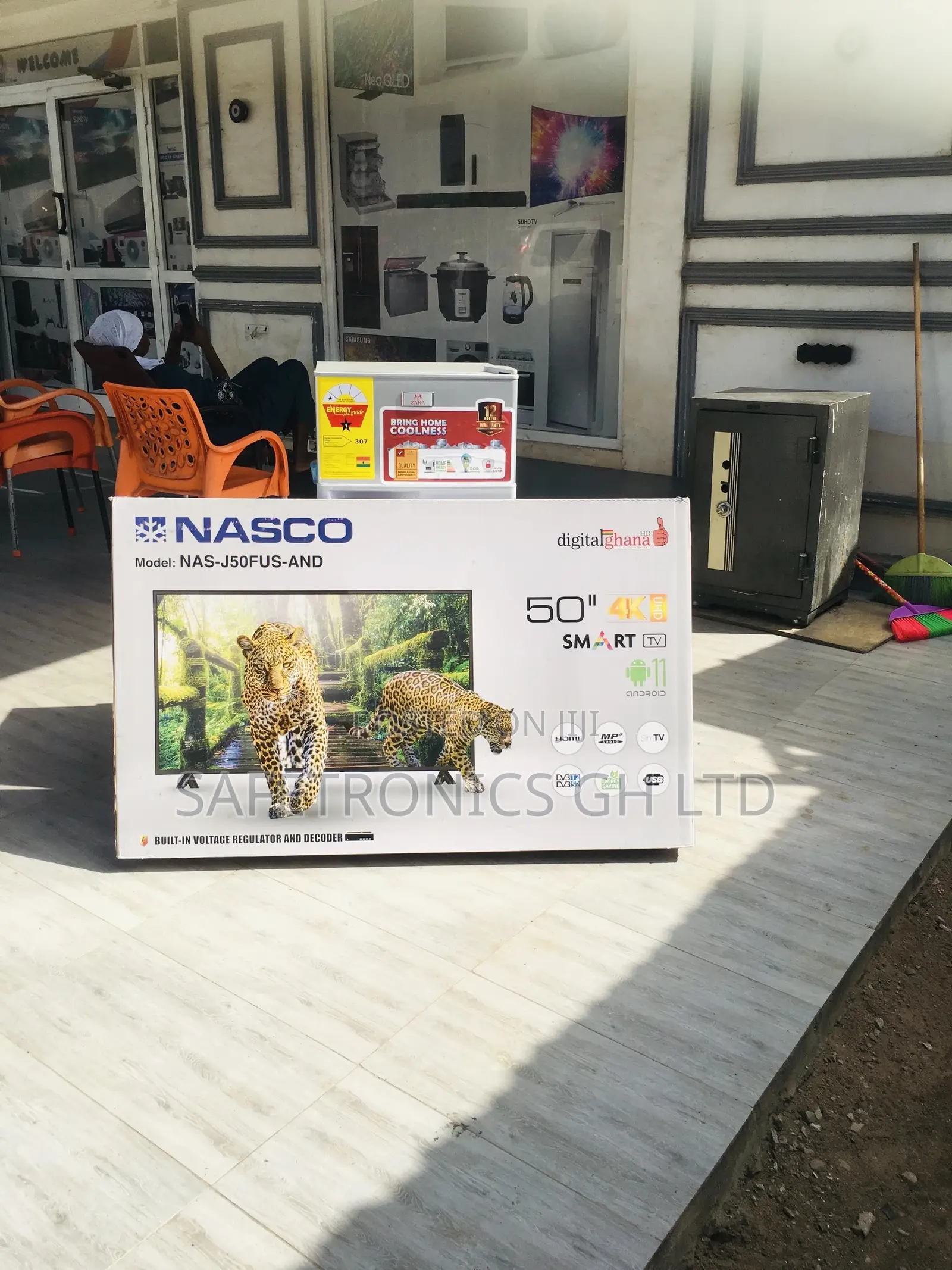 Digital 50 Inches Glossy LED Nasco Black Smart Tv