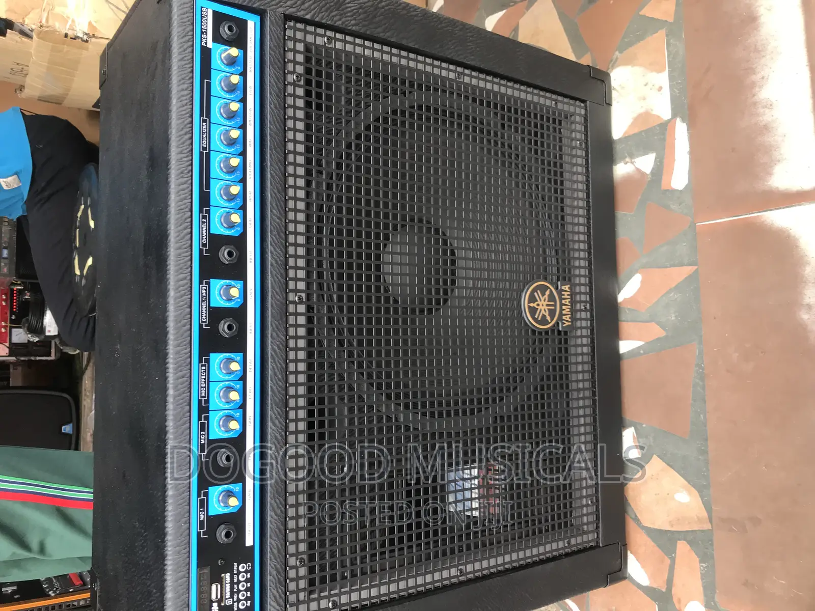 Yamaha Ks1500 Keyboard Combo