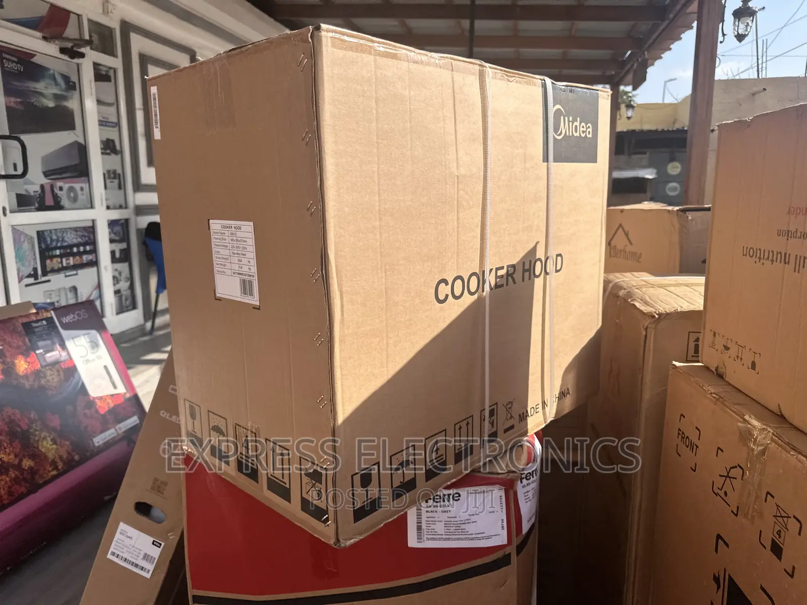 Available Now Midea Heat Extractor Hoods Inbuilt 60M21