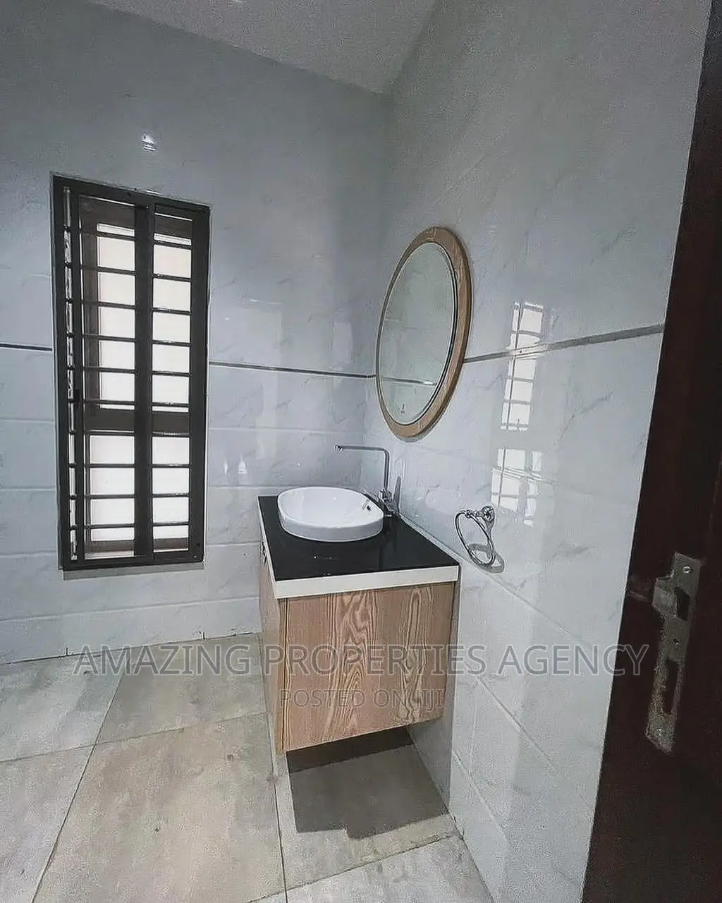 4bdrm House in East Legon for sale
