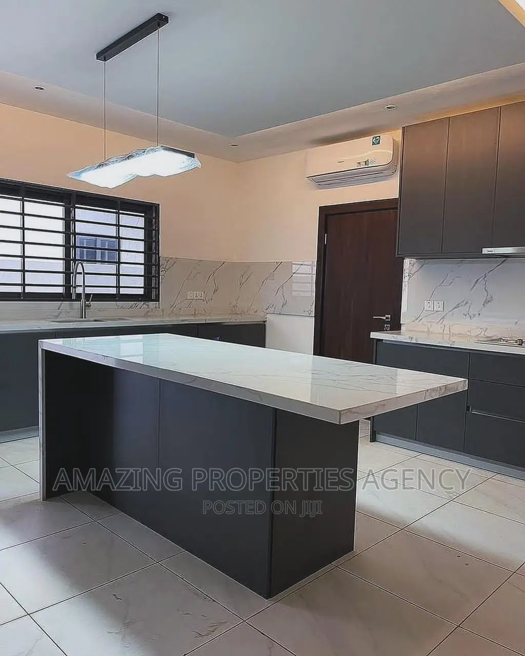 4bdrm House in East Legon for sale
