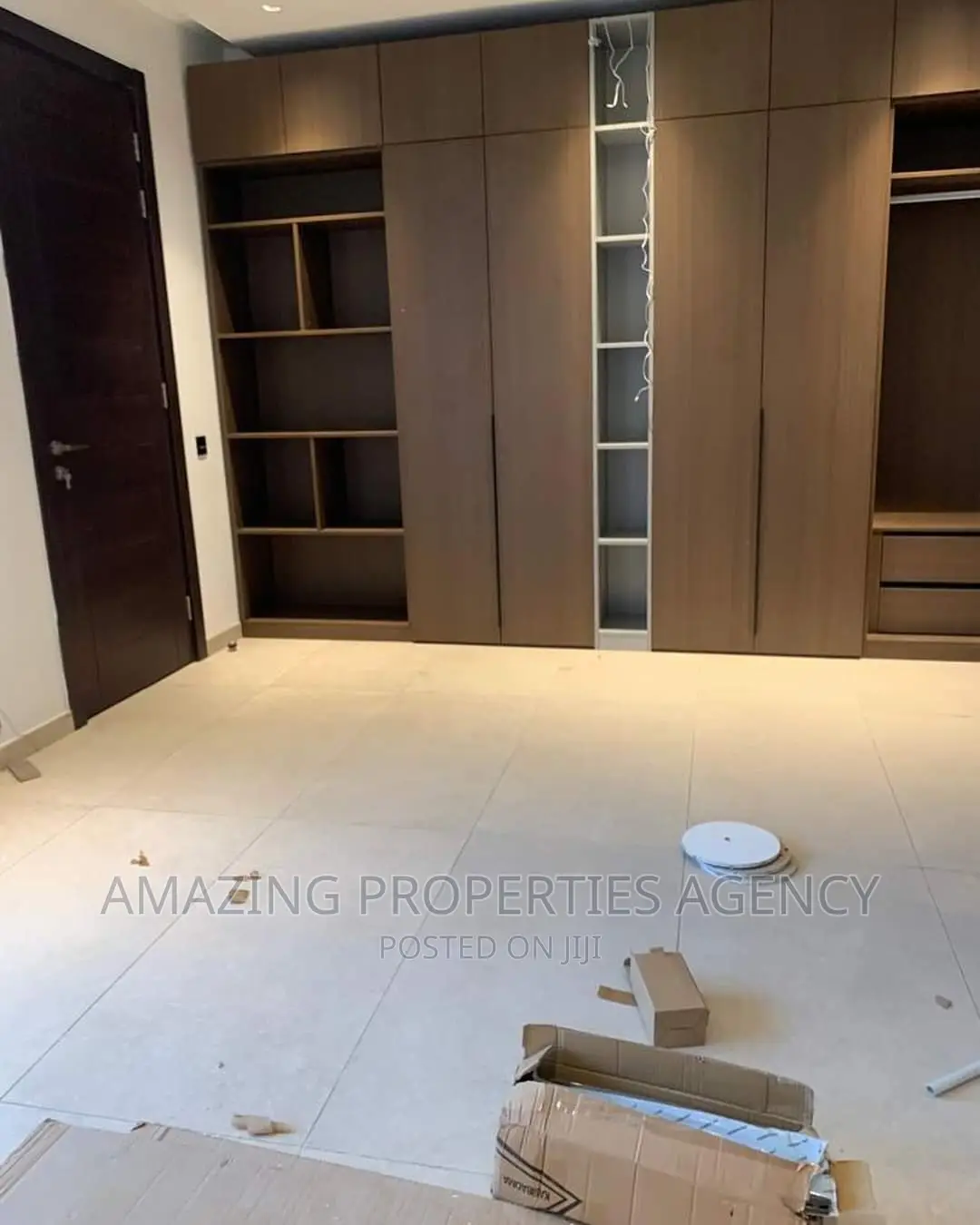 5bdrm House in Adjiriganor for sale