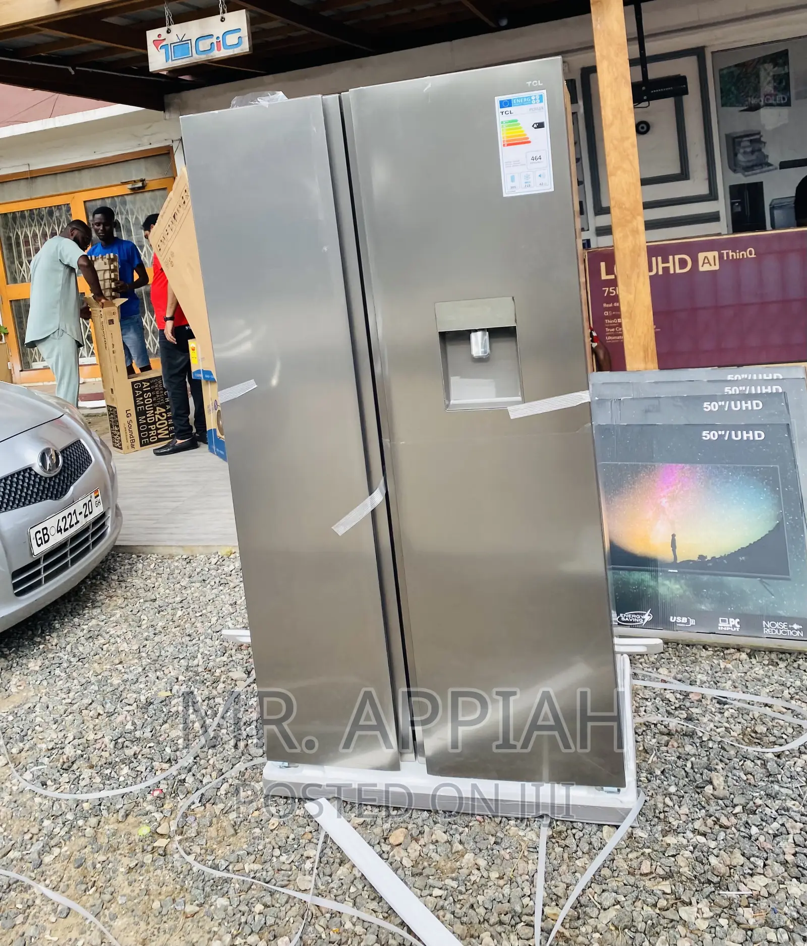 Energy and Cost Saving TCL P520 SBN Side by Side Fridge.