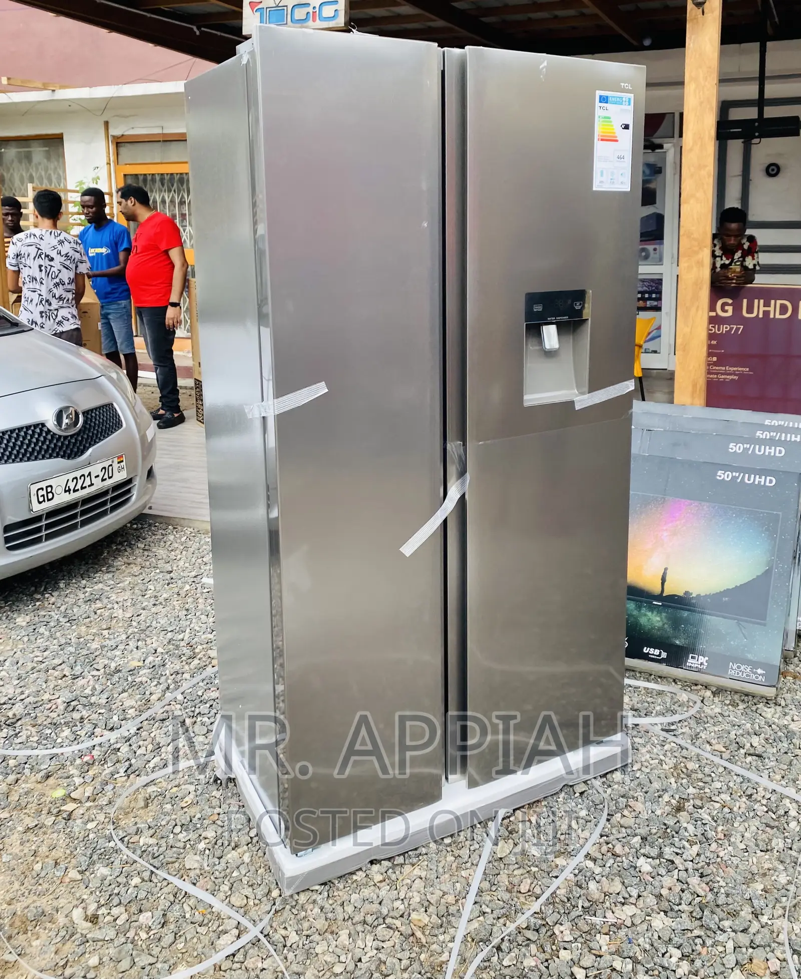 Classic Designed TCL Side by Side Refrigerator P520 SBN.