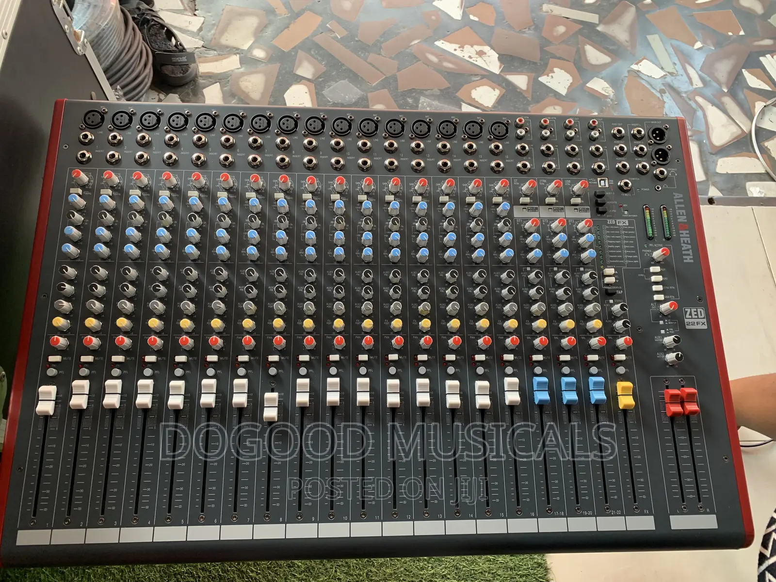 Allen Heath Zed22fx 22channel Mixer
