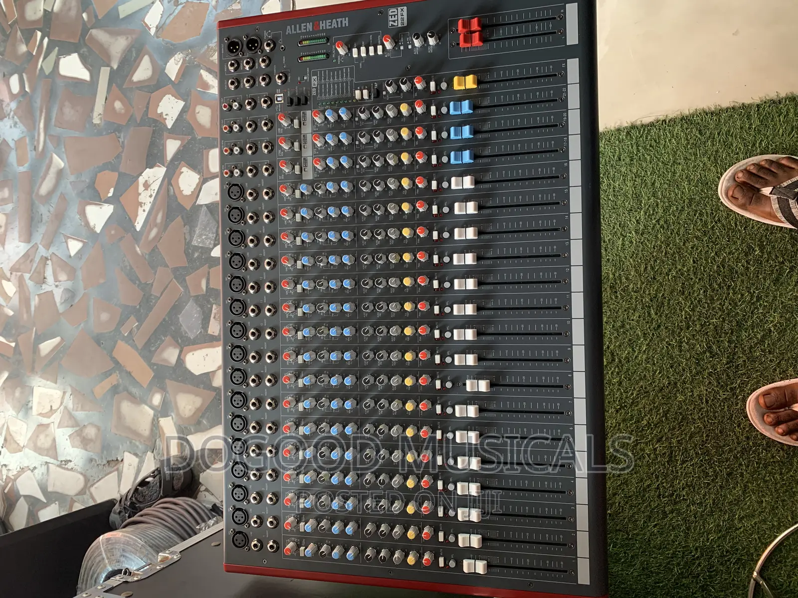 Allen Heath Zed22fx 22channel Mixer