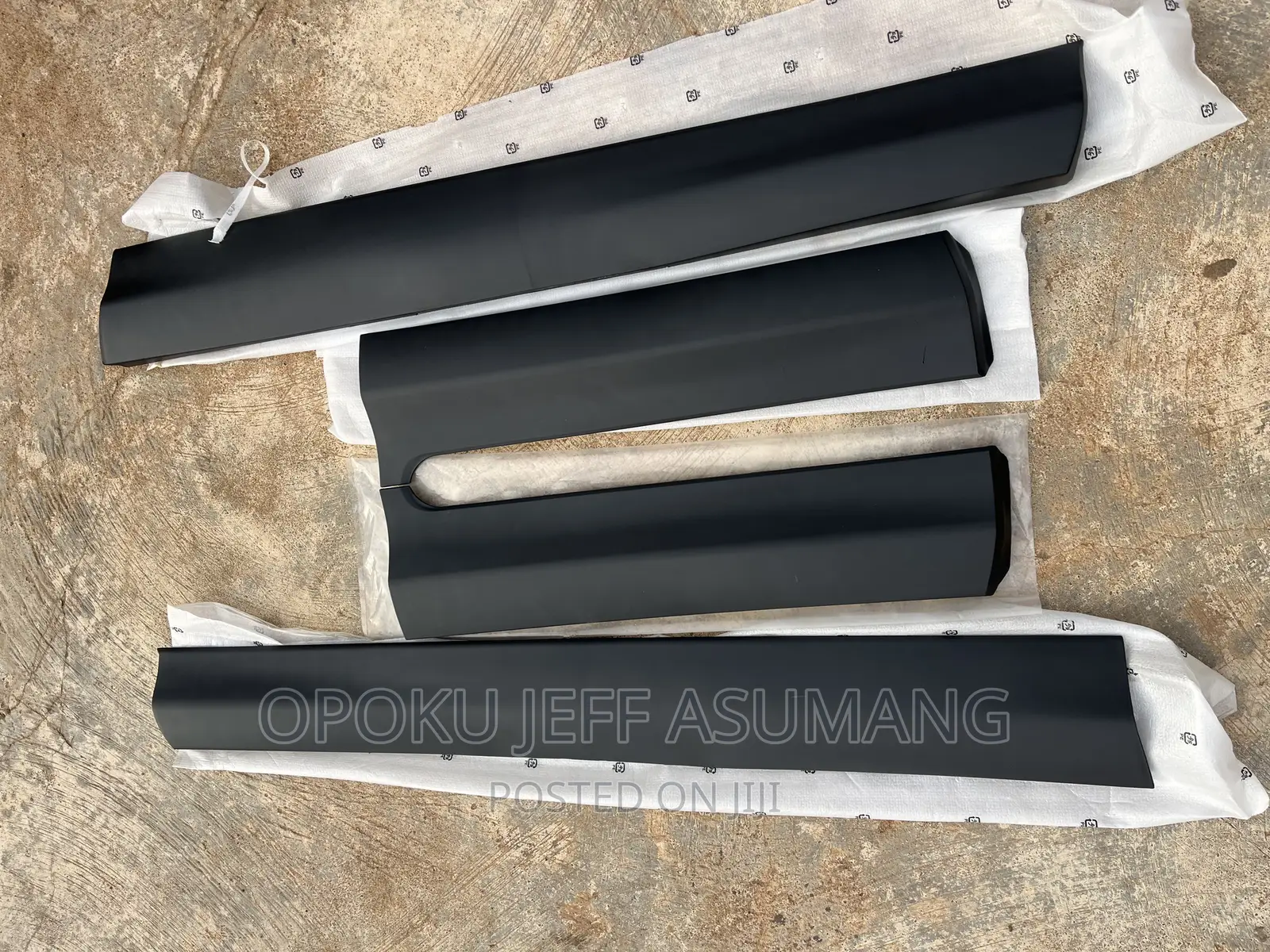CRV 2012-2016 Doors Moulding Set