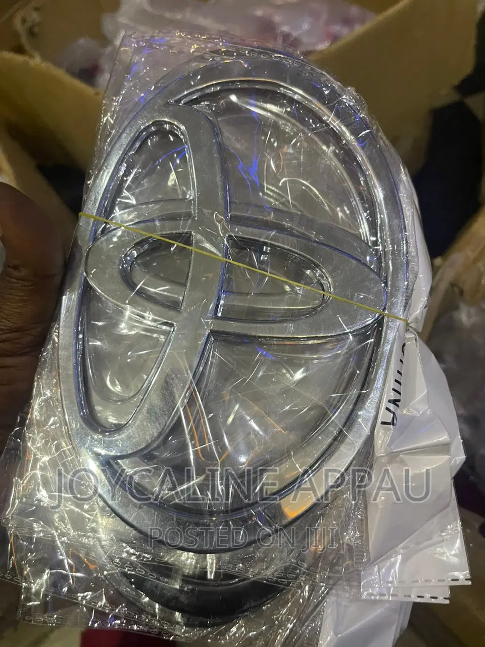 Dealers in All Types of Crowns