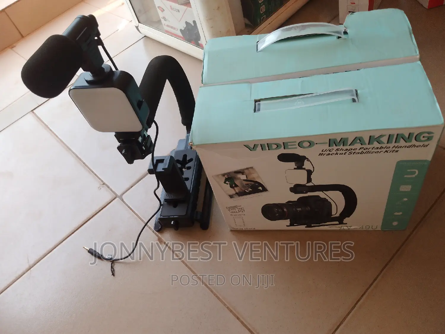 U-Shape Camera/Phone Video Making Kit