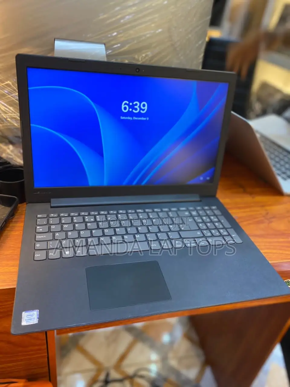 New Laptop Lenovo Ideapad 3 4GB Intel Core I3 HDD+SSD 1T