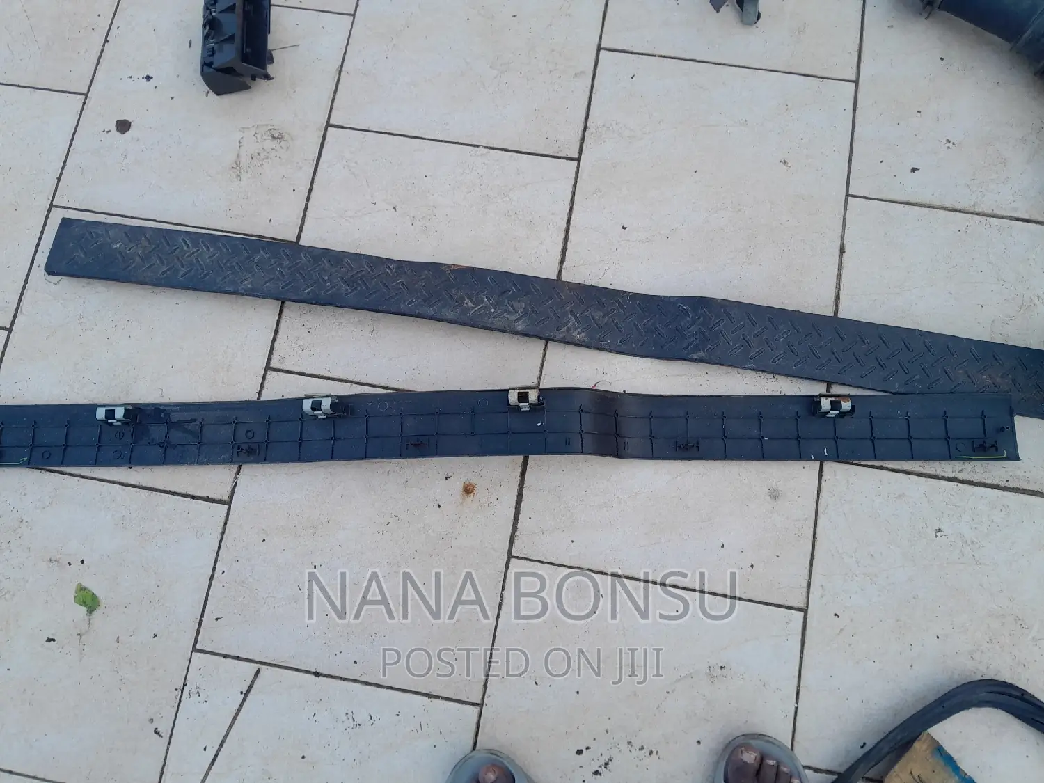 Ford F150 Door Step Fixture