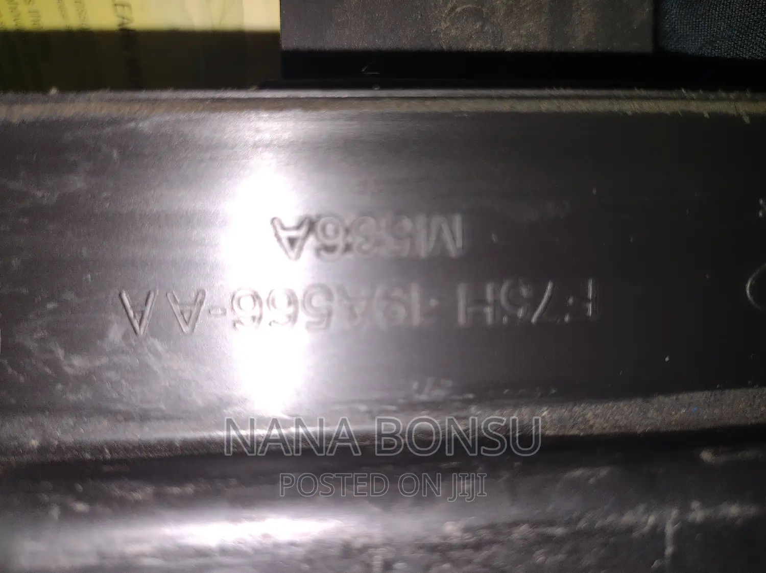 Ford F150 F75h-19a566-Aa Vacuum Canister Tank Battery