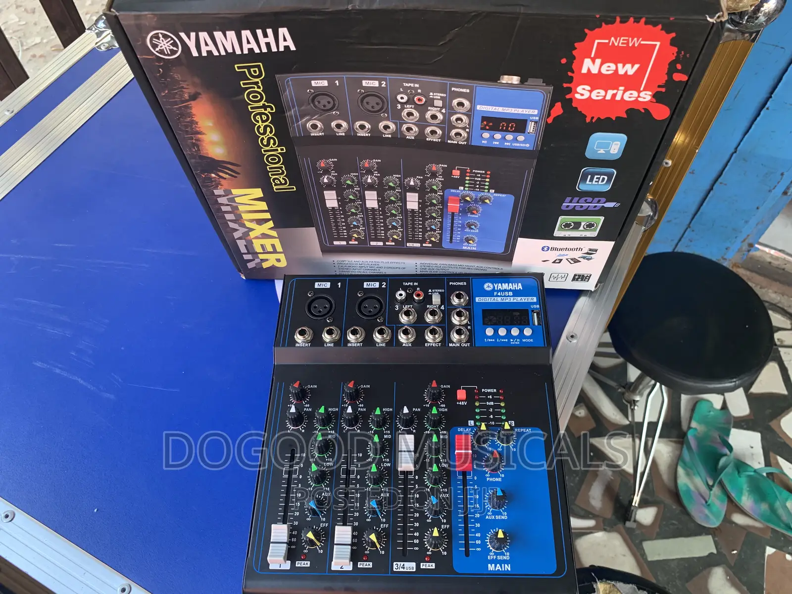 YAMAHA F4 4channel Mixer