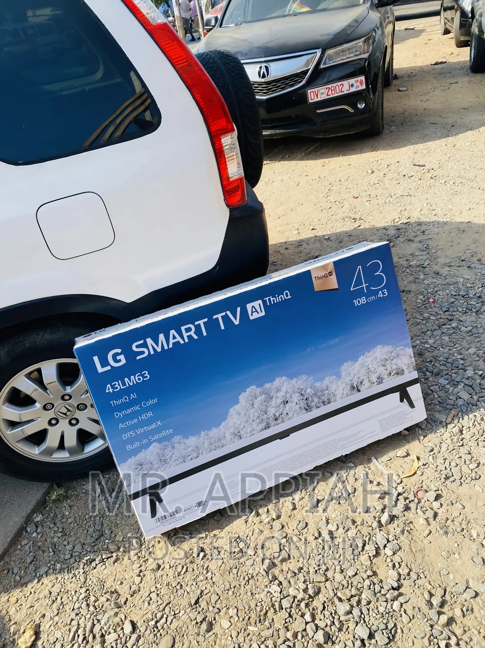 Energy Sufficient LG 43lm637 Full HD Smart Led Tv(43 Inch).