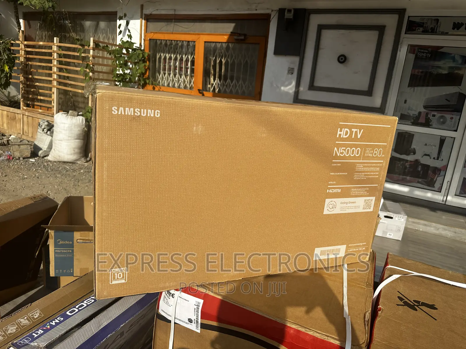 Available Now Samsung FHD Smart 32”N5000 Tv 