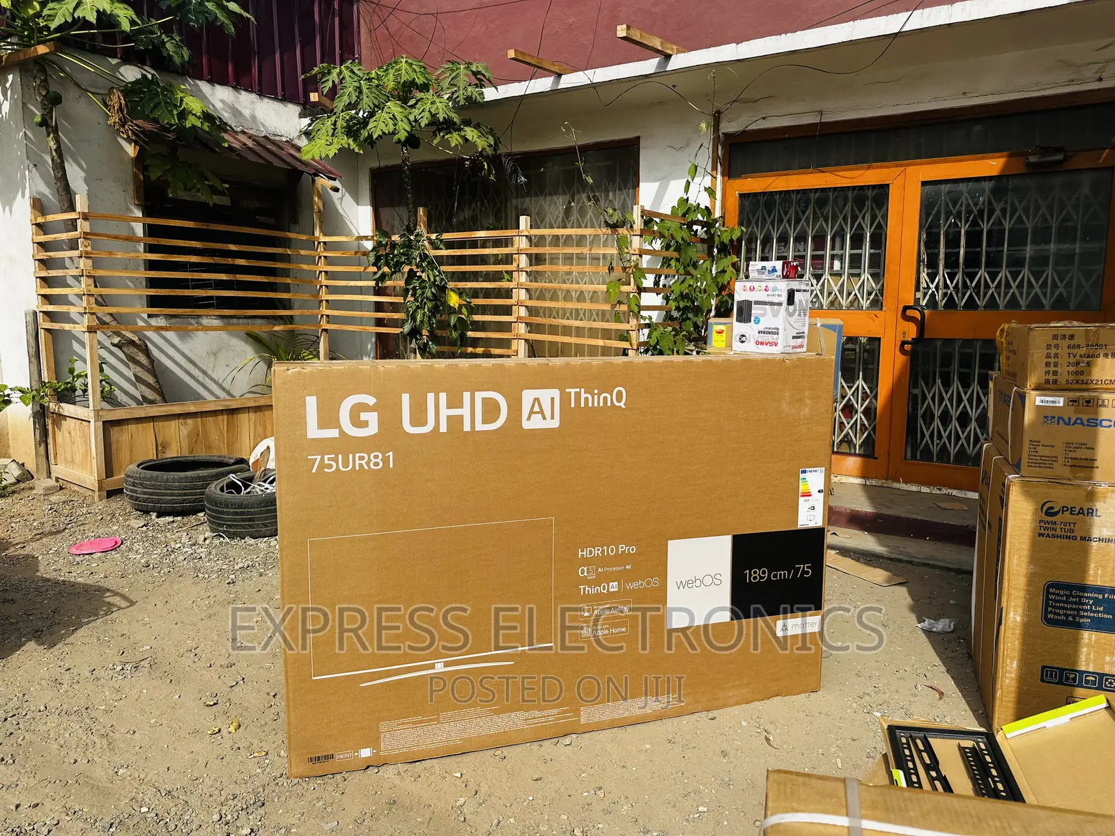 Strong LG Tv UHD Smart 75”UR81 Glossy LED Display Tv
