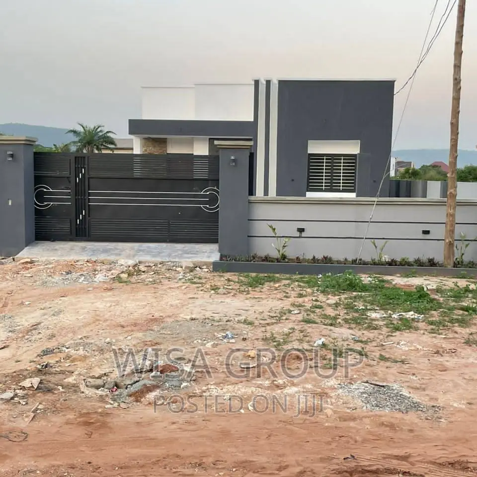 3bdrm House in Wisa Groups, Accra Metropolitan for sale