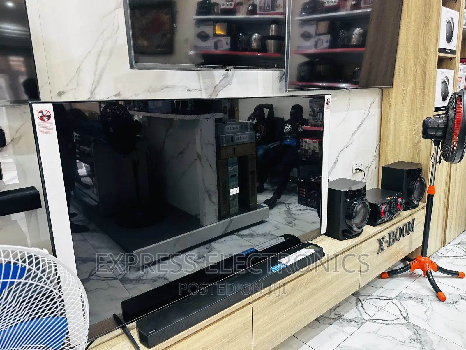 Hurry and Get Samsung 65”Bu8000 UHD Smart