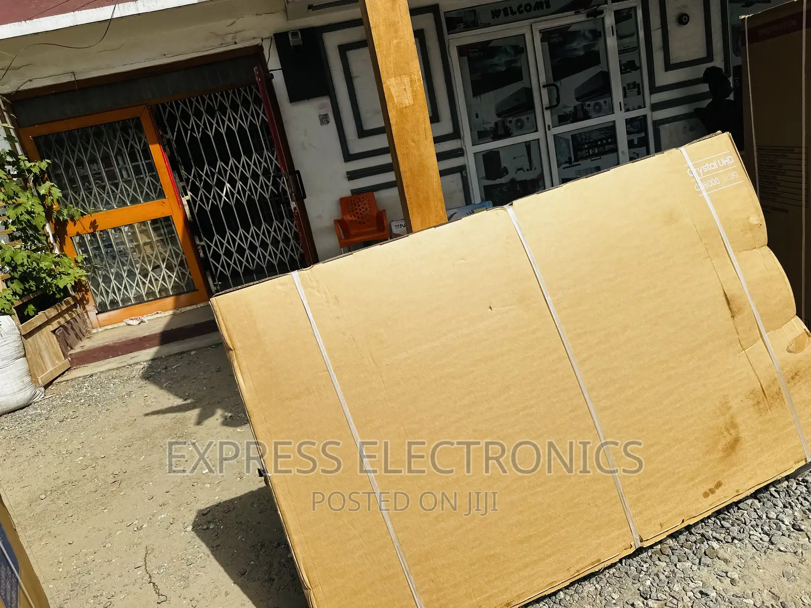 Hurry and Get Smart Samsung UHD Smart 75”Cu8000 Slim