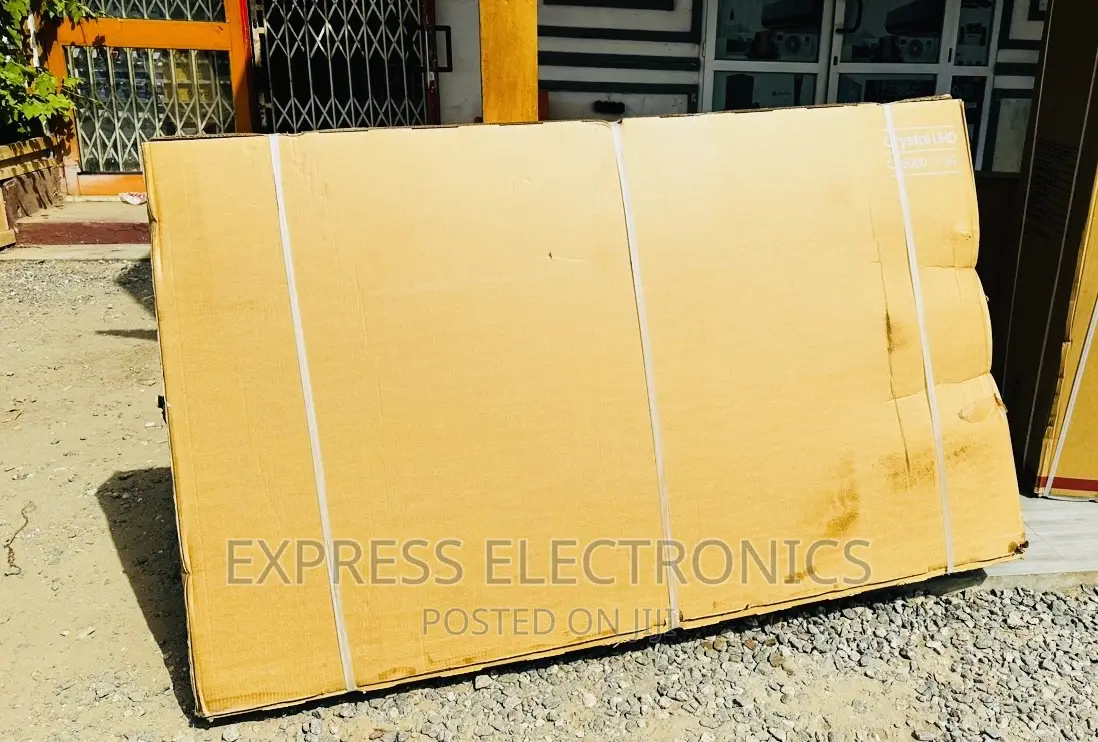 Bettef and Authentic Slim UHD Smart Samsung 75”Cu8000
