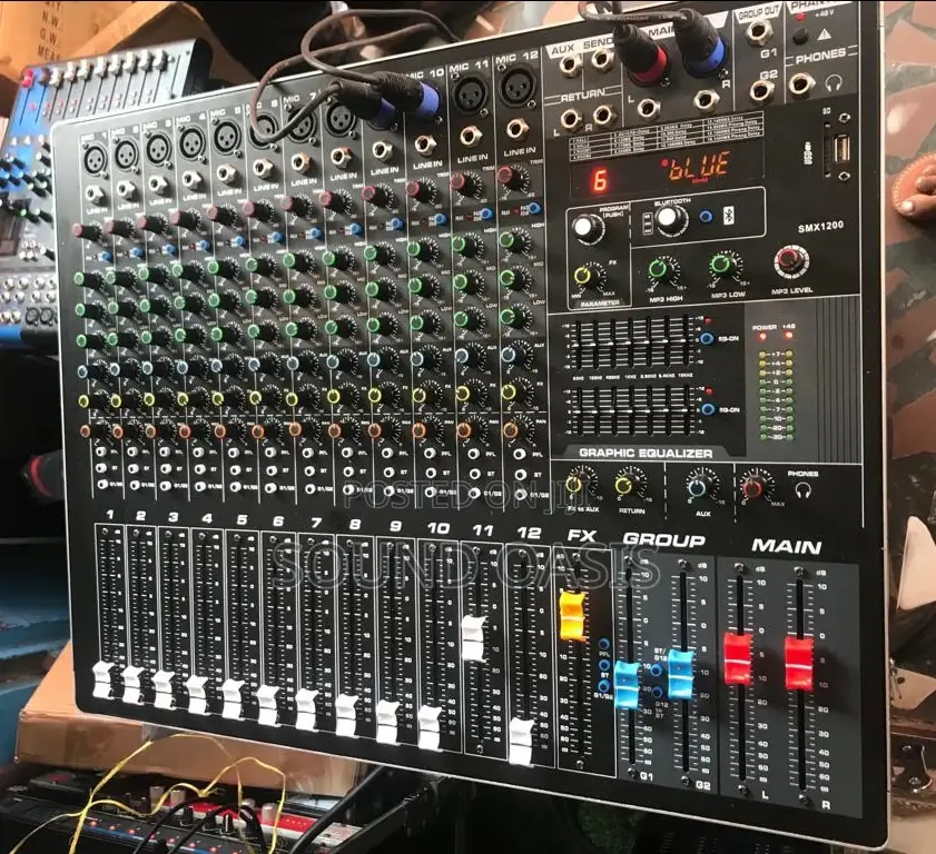 Yamaha 12 Channel Raw Mixer (SMX 1200-Usb)