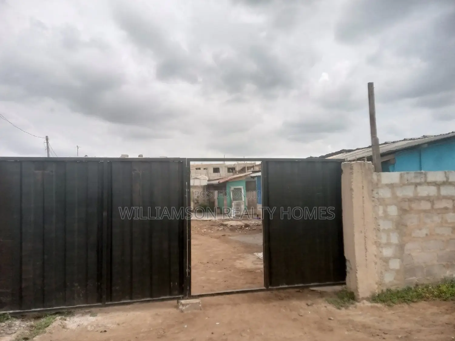Road Side Half Plot of Land for Sale, Klagon