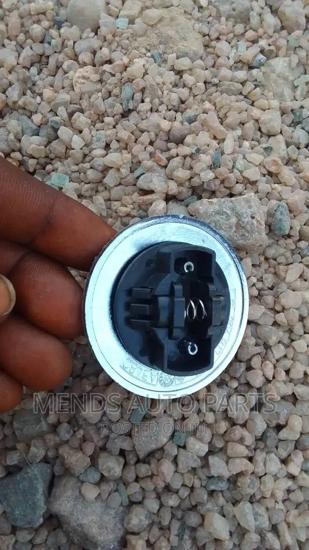 Mercedes Benz Bonnet Crown Available
