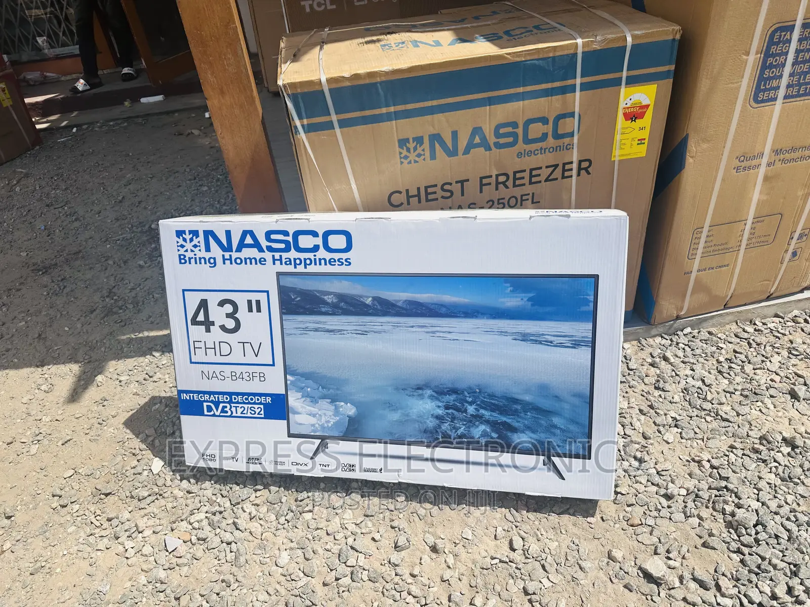 Very Packed Nasco Tv FHD Satellite 43”